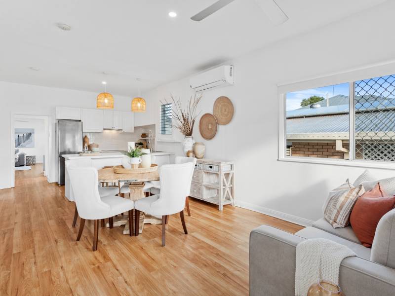 59 Turpin Road, Labrador, QLD 4215 AUS