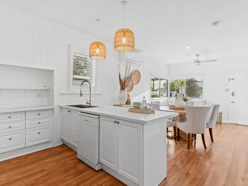 59 Turpin Road, Labrador, QLD 4215 AUS