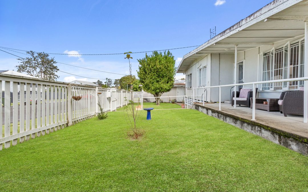 26 Echlin Street, Labrador  QLD  4215
