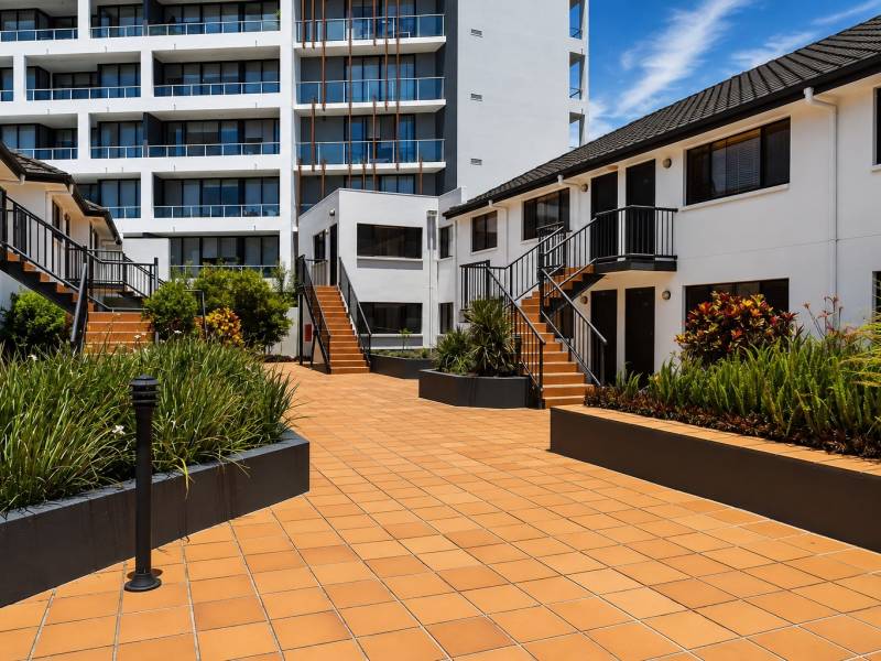 15/8 Tonga Place, Parkwood, QLD 4214 AUS
