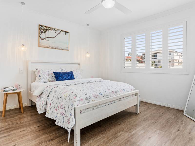1/38-40 Robert Street, Labrador, QLD 4215 AUS
