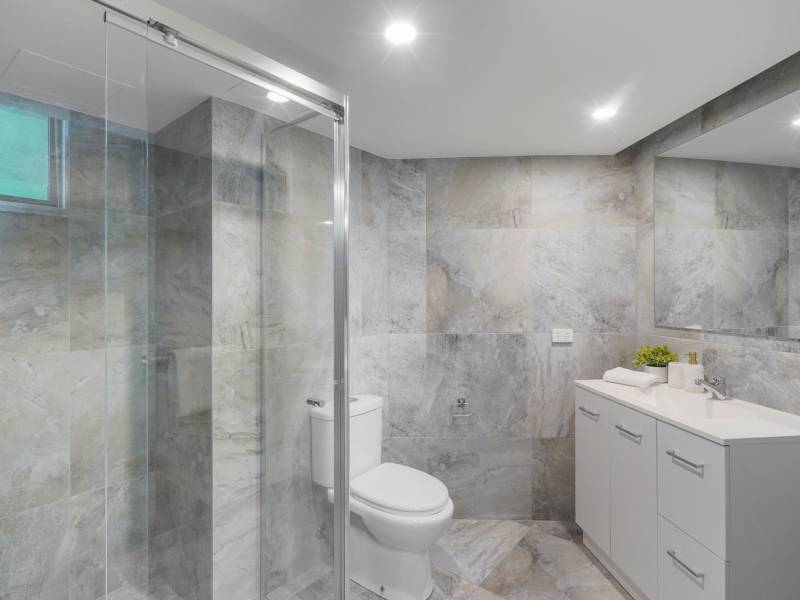 2A/114-116 Marine Parade, Southport, QLD 4215 AUS