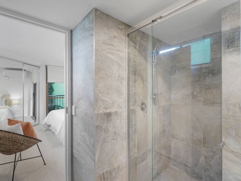 2A/114-116 Marine Parade, Southport, QLD 4215 AUS