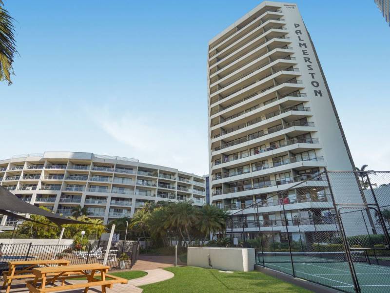 2A/114-116 Marine Parade, Southport, QLD 4215 AUS
