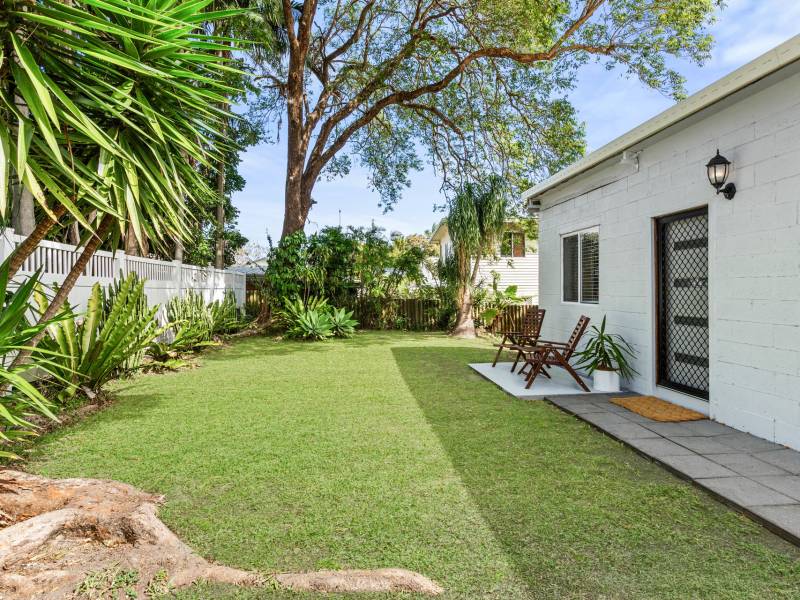 26 Bellevue Parade, Labrador, QLD 4215 AUS