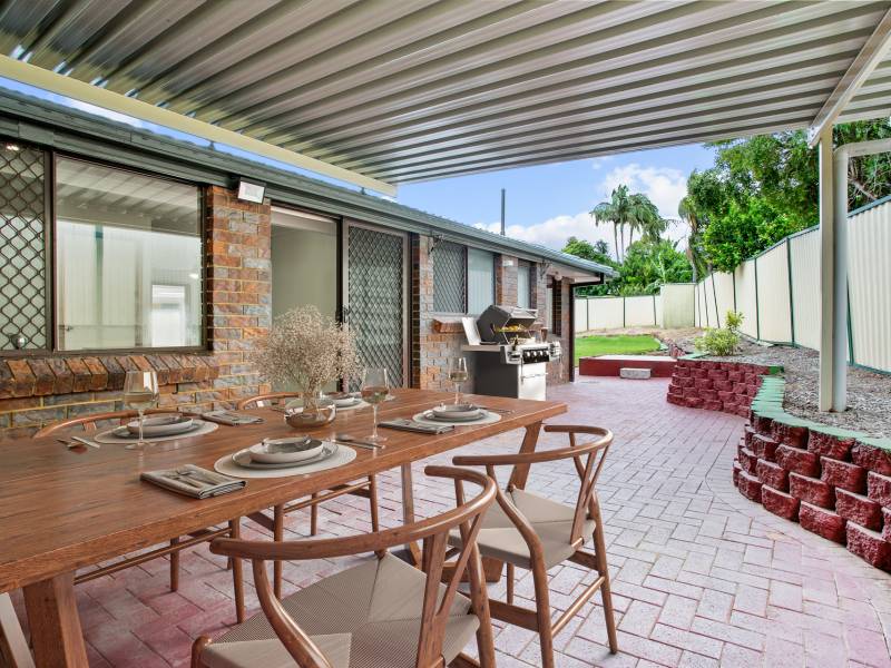 2/6 Mace Court, Labrador, QLD 4215 AUS