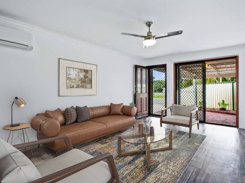 2/6 Mace Court, Labrador, QLD 4215 AUS