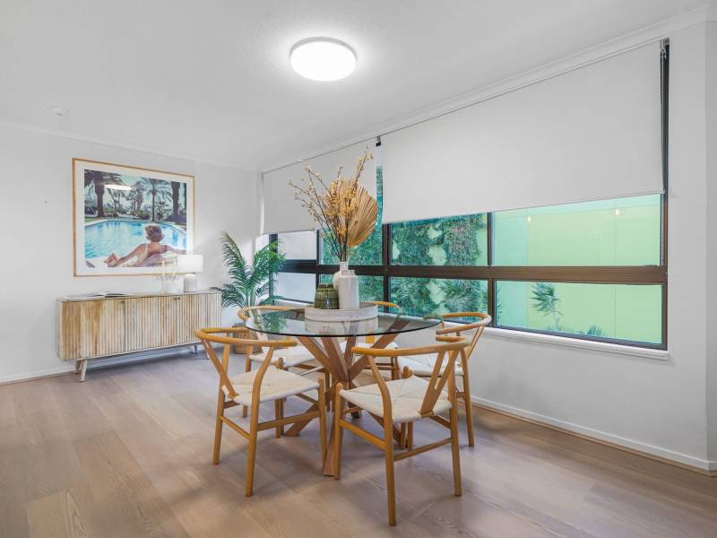 2A/114-116 Marine Parade, Southport, QLD 4215 AUS