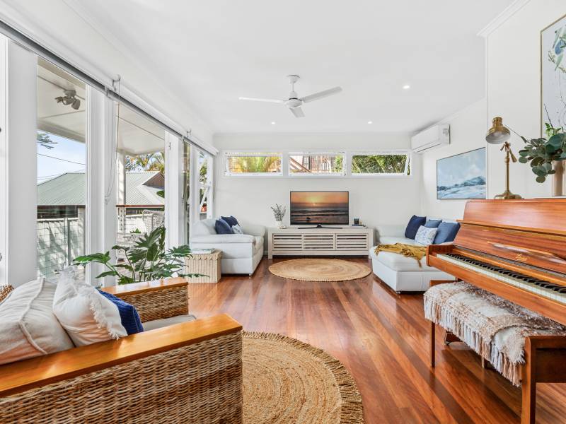 60 Muir Street, Labrador, QLD 4215 AUS