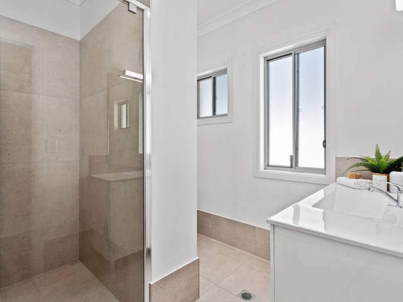 6 Weber Court, Nerang, QLD 4211 AUS