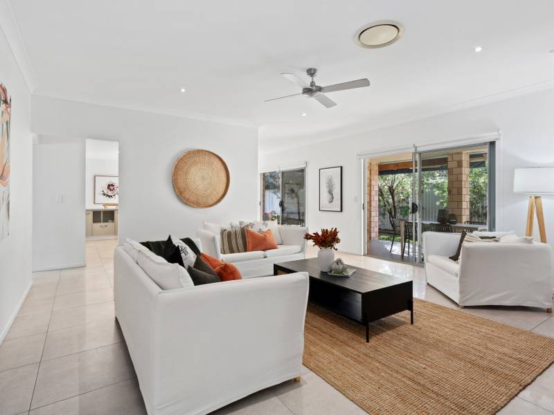 6 Weber Court, Nerang, QLD 4211 AUS