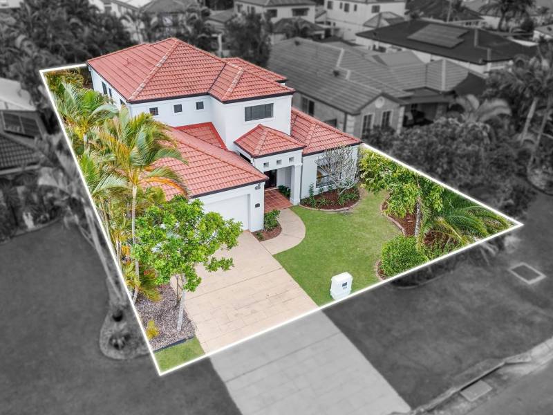 18A The Parade, Helensvale, QLD 4212 AUS