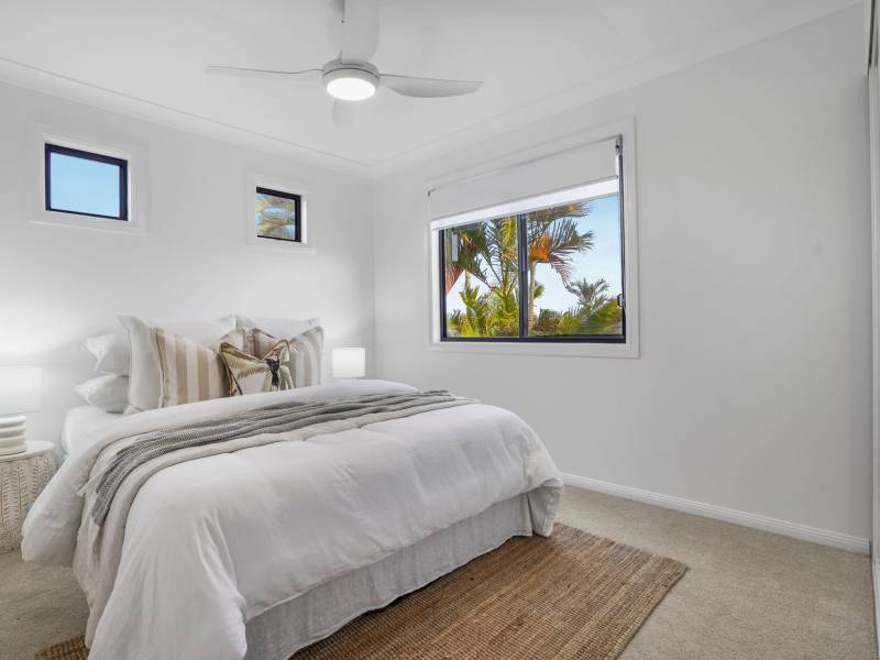 18A The Parade, Helensvale, QLD 4212 AUS