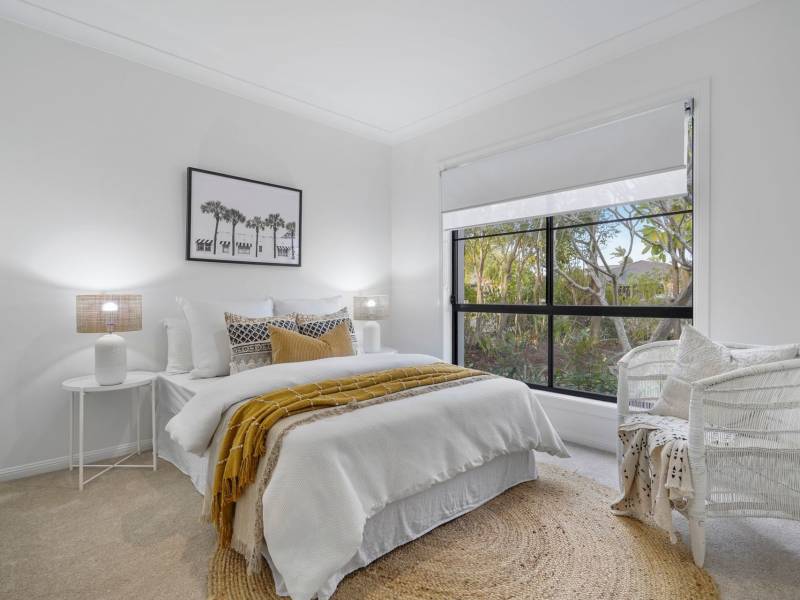 18A The Parade, Helensvale, QLD 4212 AUS
