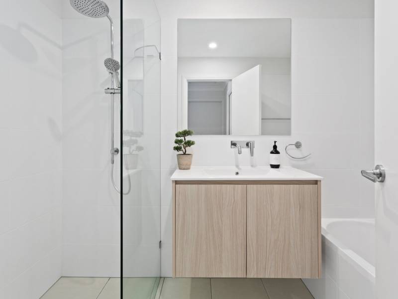 33/138 Central Street, Labrador, QLD 4215 AUS