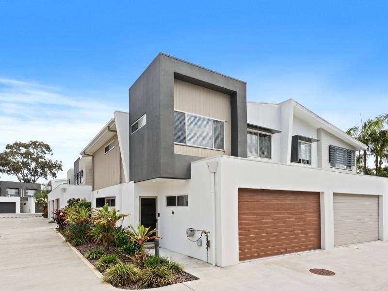 33/138 Central Street, Labrador, QLD 4215 AUS